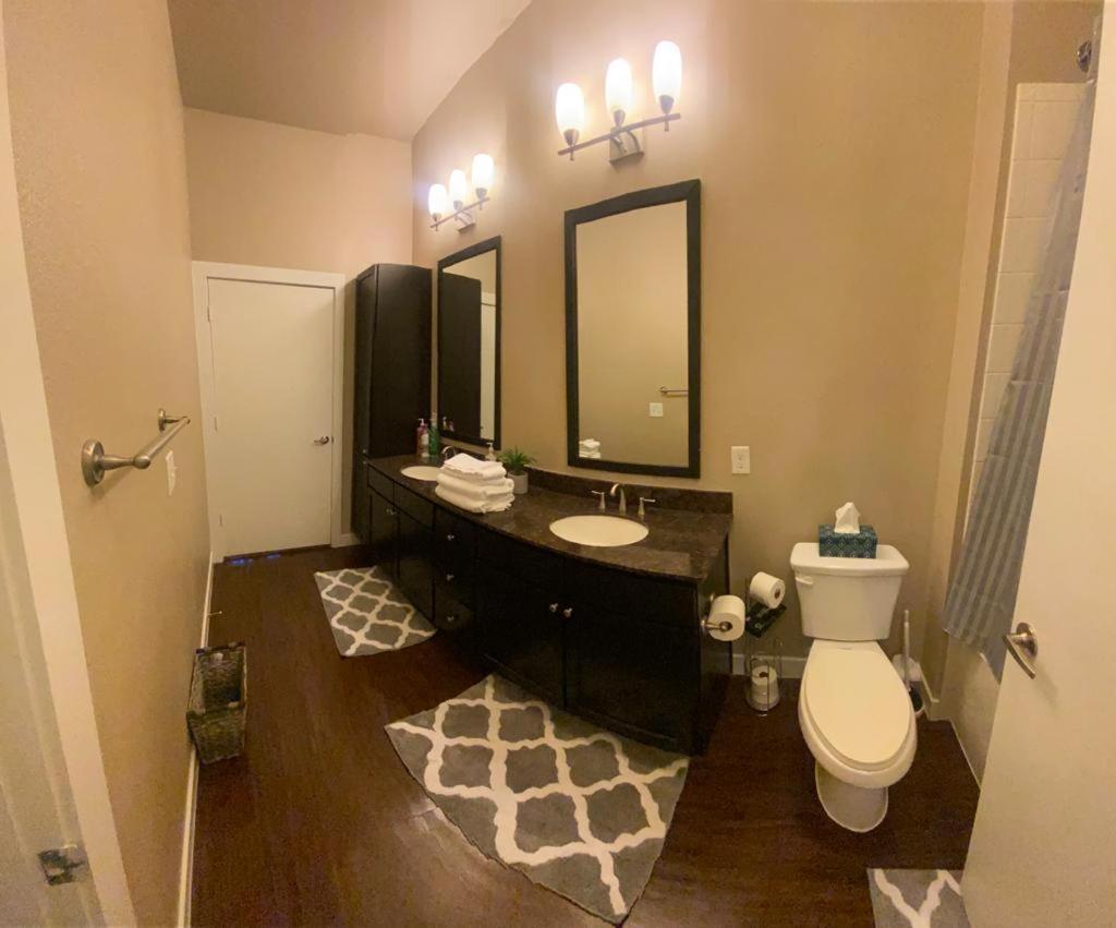 Luxury 1Br Condo Wbalcony - Galleriariver Oak Houston Exterior foto